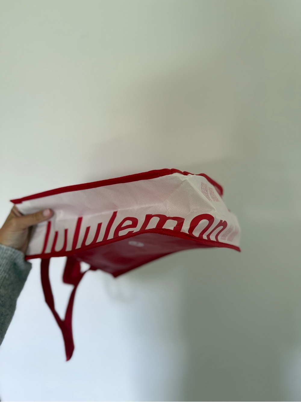 Reusable Red Lululemon Bag - Picture 5 of 5
